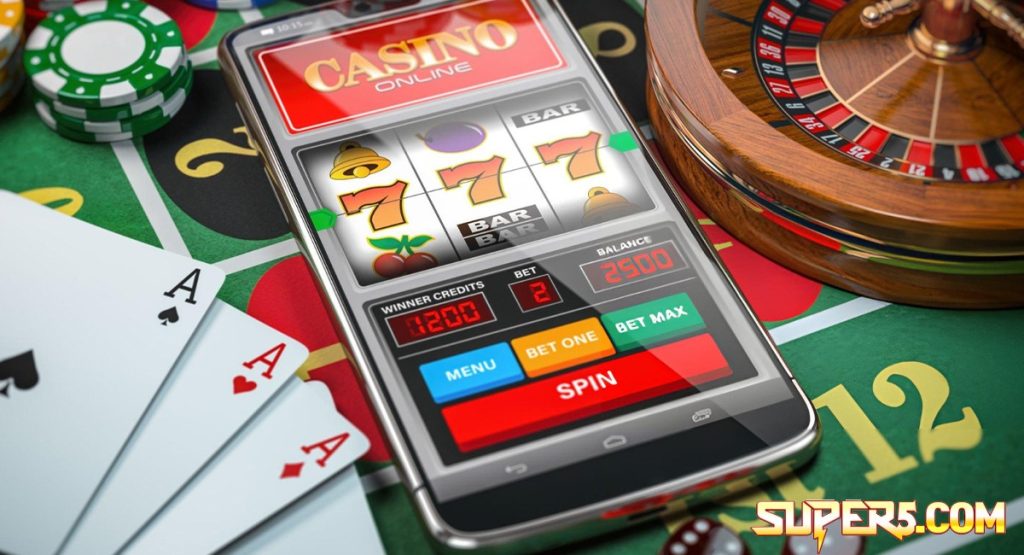 Perbandingan Antara Slot Casino Online dan Slot Konvensional